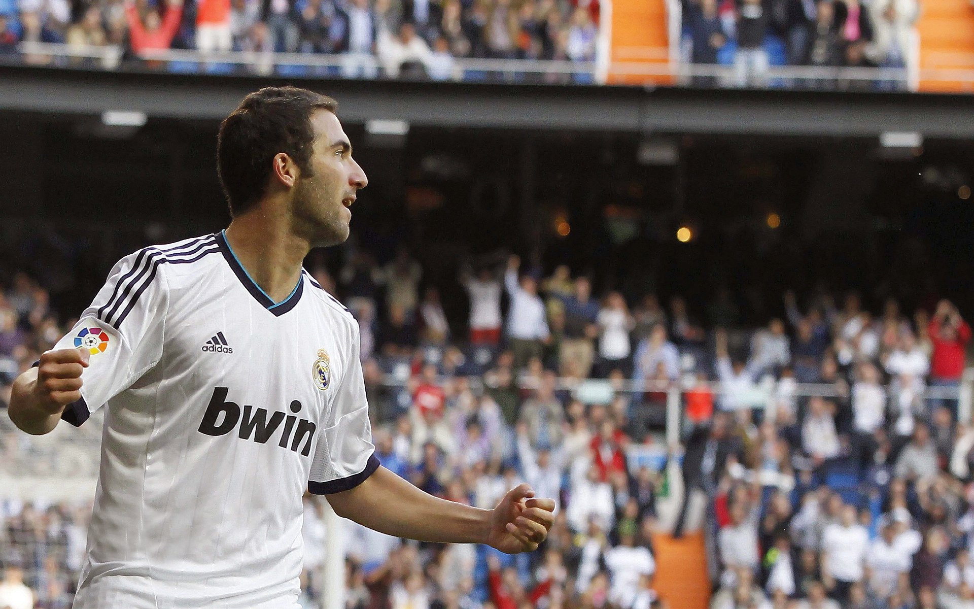 德甲高速反击：瞬间突破，攻势如潮！，德甲德甲