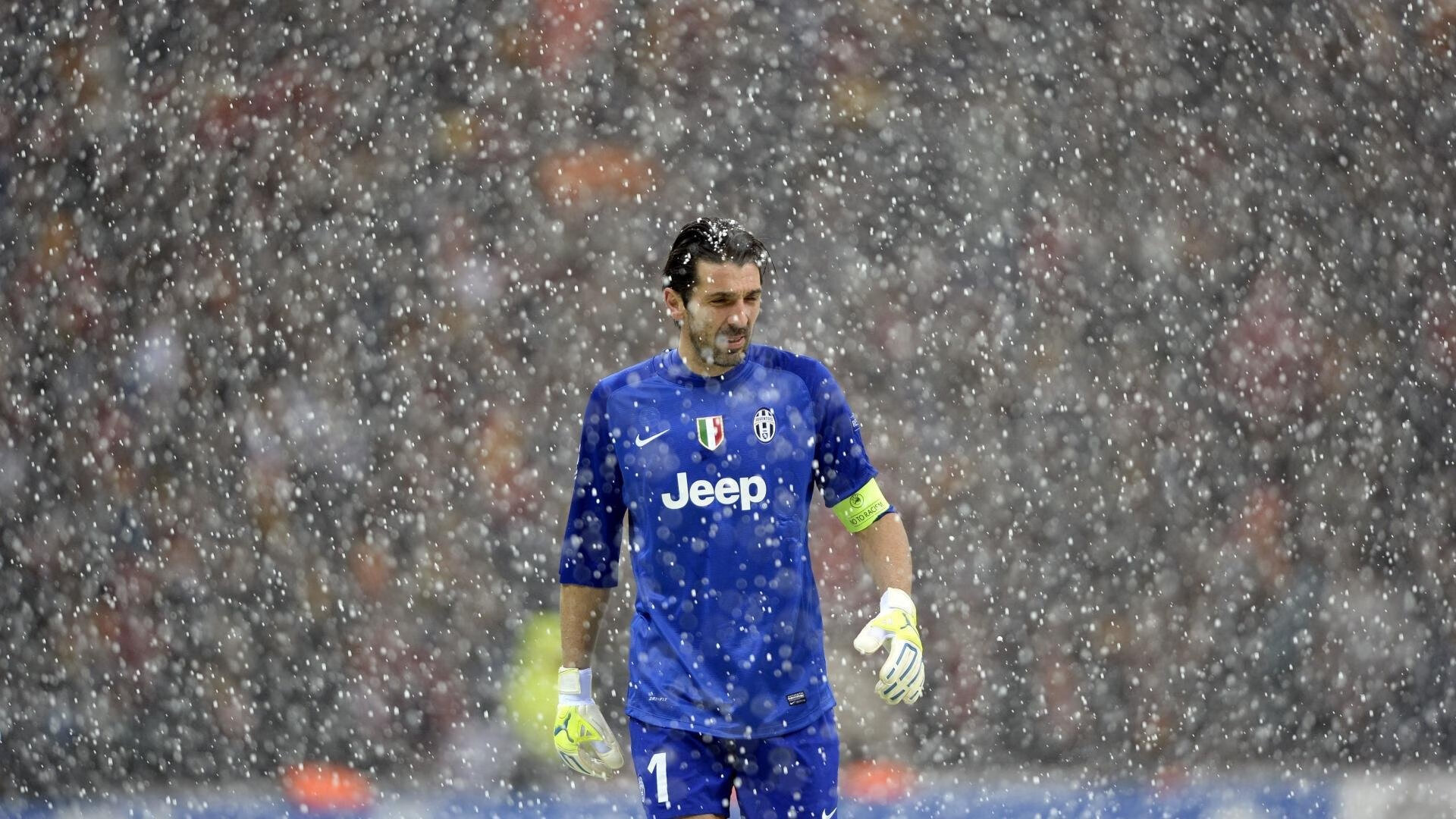 燃到极点：运动员“瞬秒反应”逆转战局！